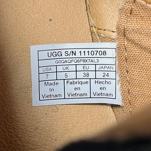 UGG Briena Mid Top Leather Sneaker Boots Shoes Zip Lace Up Gray Women's Size 7 - Picture 9 of 11